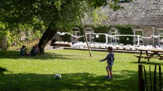 jardin, idéal pour les enfants à Dourbes 