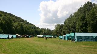 Kampeerterrein voor scouts "Près de l'Eglise"in DOURBES 