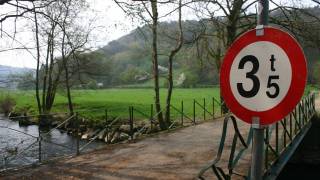 max 3.5 ton op Pont Baugnies in DOURBES 